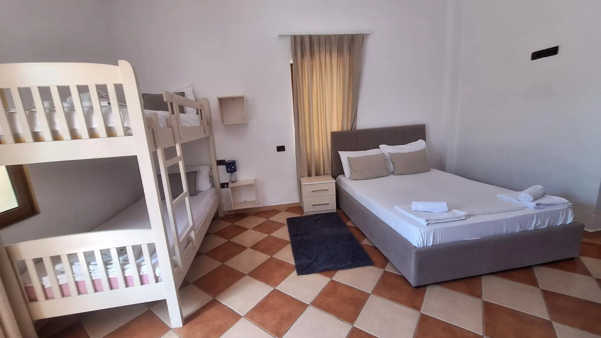 Mermaid Hotel Vlore Radhimë Albanien